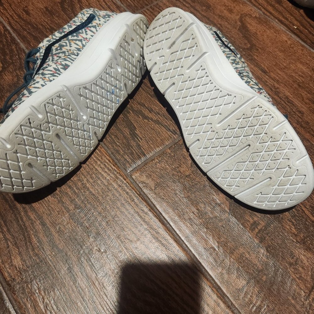 Vans - Picture 4 of 4